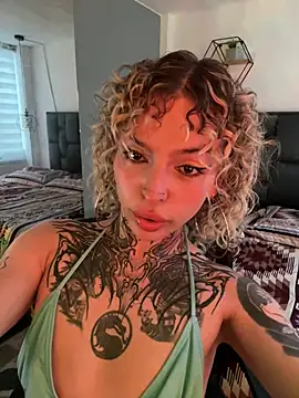 Show de Bonnie_vega na webcam