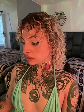 Show de Bonnie_vega na webcam