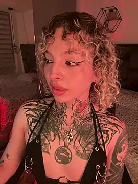Bonnie_vega Show in webcam