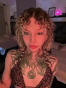 Bonnie_vega Show in webcam