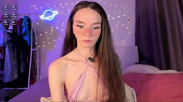 Онлайн чат XXX HottieEVER