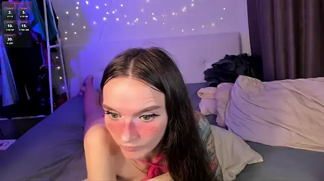HottieEVERのウェブカメラショー