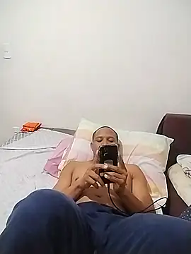 Piroca_doce18 网络视讯表演