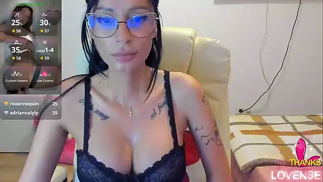 Chat +18 de kissnicol32 ao vivo