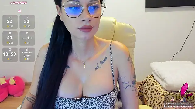 Chat +18 de kissnicol32 ao vivo
