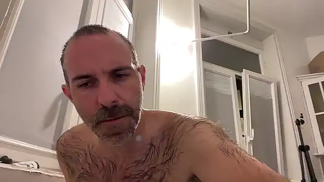 Brianjonest Webcam Show