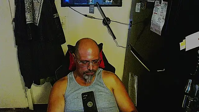 KrazyLegz Шоу с уебкамера