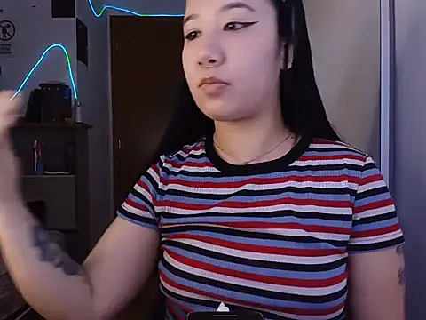 JapabaixinhaのライブXXXチャット