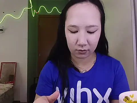 JapabaixinhaのライブXXXチャット