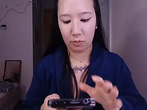 Japabaixinha: онлайн-секс-чат