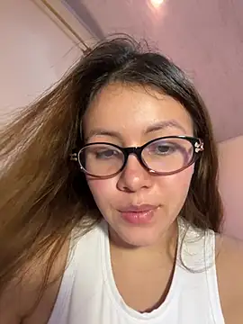 solecito_22 Chat XXX live