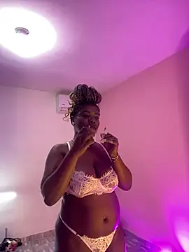 LoveQueen2's Webcam Show