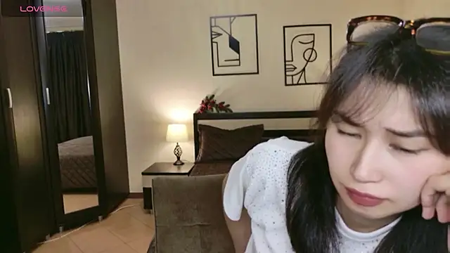SheilaRare's Live XXX Chat