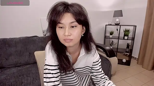 SheilaRare's Live XXX Chat