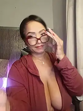 Yameil 라이브 XXX 채팅