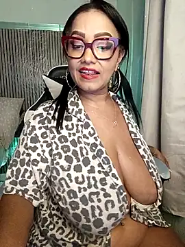 Yameil's Webcam Show