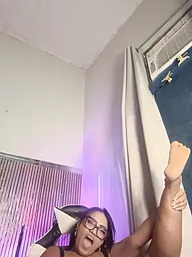 Yameil's Webcam Show