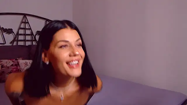 YvonneEverlee's Live XXX Chat