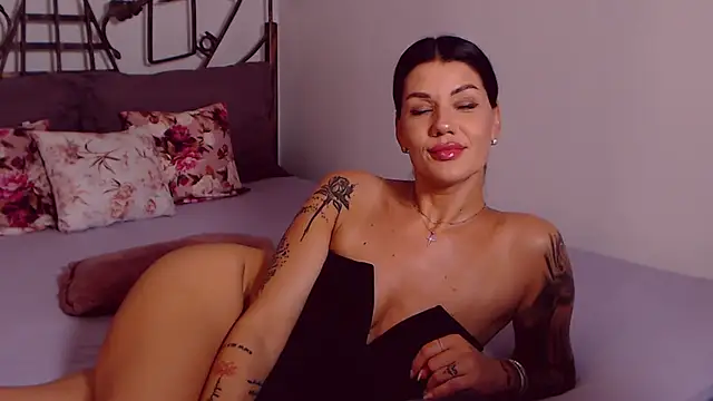 Živý XXX chat YvonneEverlee