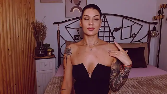 Živý XXX chat YvonneEverlee