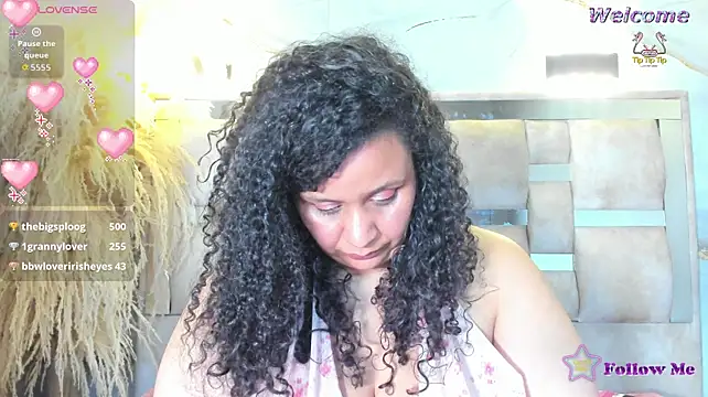 Chatroom XXX en direct de Danielaa_a