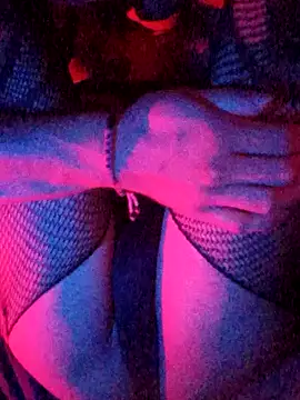 yazminter69 Webcam Show