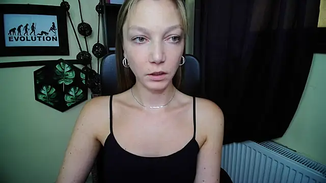 EmillyPlay Live XXX-chat