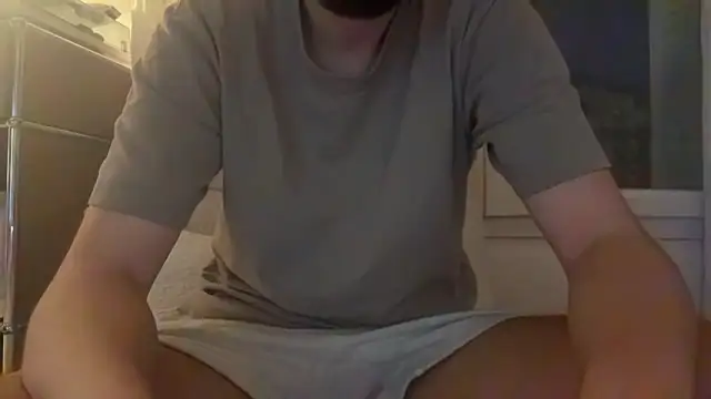 thick_lapin: διαδικτυακό σόου στην κάμερα