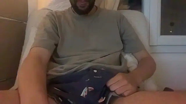 عرض كام thick_lapin