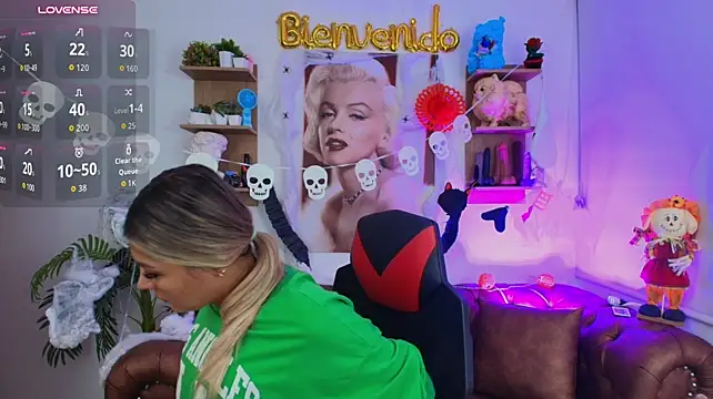 Živý XXX chat SALOOMEE__