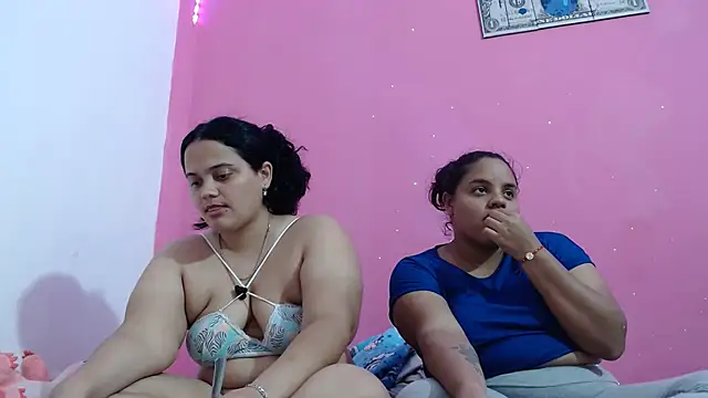 brunnette_hot's Webcam Show