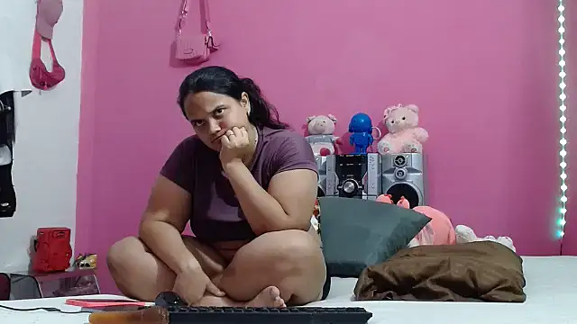 brunnette_hot Pertunjukan Webcam