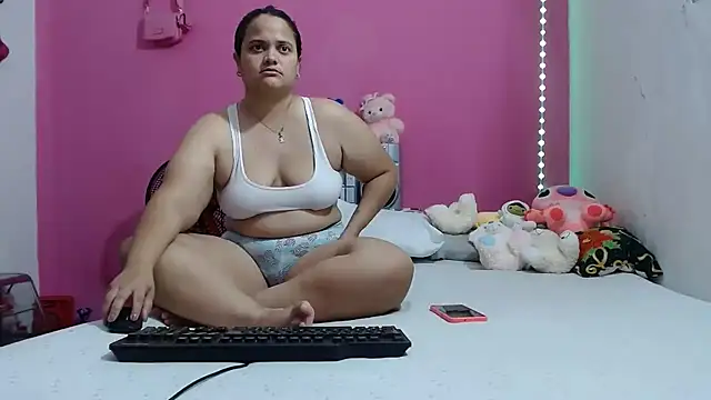 brunnette_hot's Webcam Show