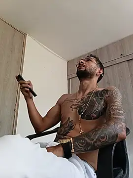 LukasScott_ Adlı Modelin Web Kamerası Şovu