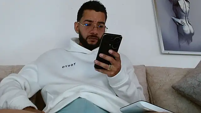عرض كام LukasScott_