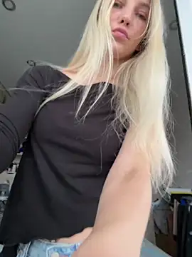 Adelina0001 Шоу с уебкамера