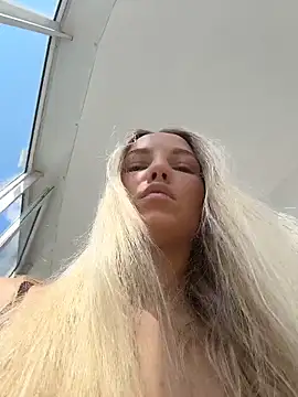 Adelina0001 Adlı Modelin Web Kamerası Şovu