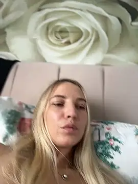 Adelina0001: вебкам-шоу