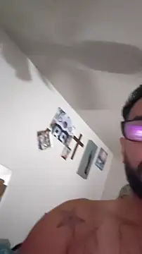 Forbidden_daddy webkamerás műsora
