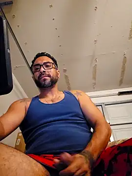 Forbidden_daddy's Webcam Show