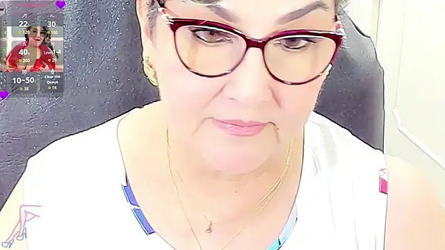 غرفة دردشة cataleya_mom المباشرة