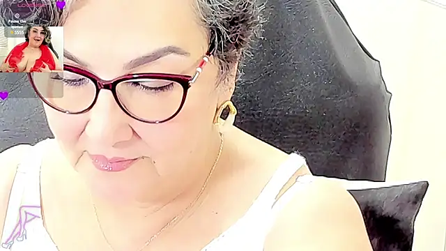 cataleya_mom Webcam-Show