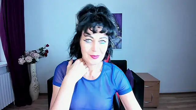 Silvia_Wallec XXX чат на живо