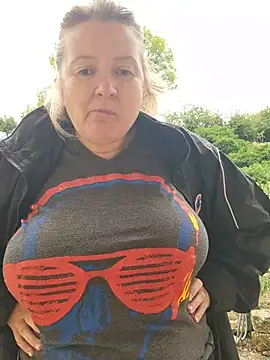 Czat XXX na żywo – lady_charlyne