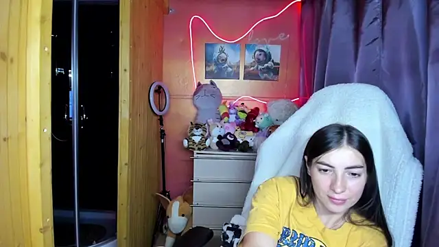 Chat XXX en directo de Fiery_Brunette_