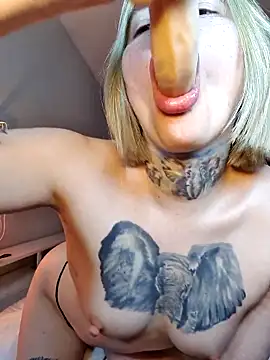 Pokazy przed kamerką – SexyMilaVet