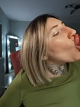 Chat XXX en directo de SexyMilaVet