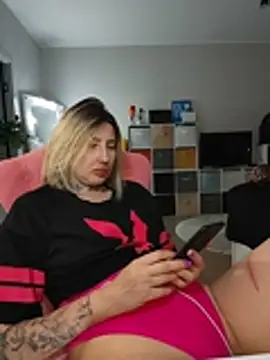 Chat XXX en directo de SexyMilaVet