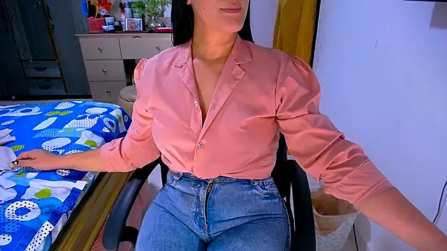 โชว์เว็บแคมของ BitterMomXxx