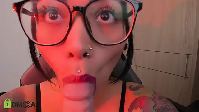 Czat XXX na żywo – alice-rausing